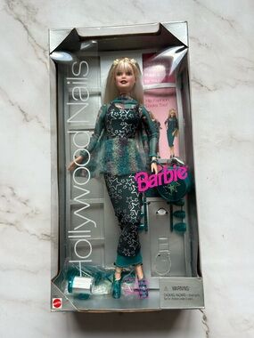 Hollywood Nails Barbie Doll